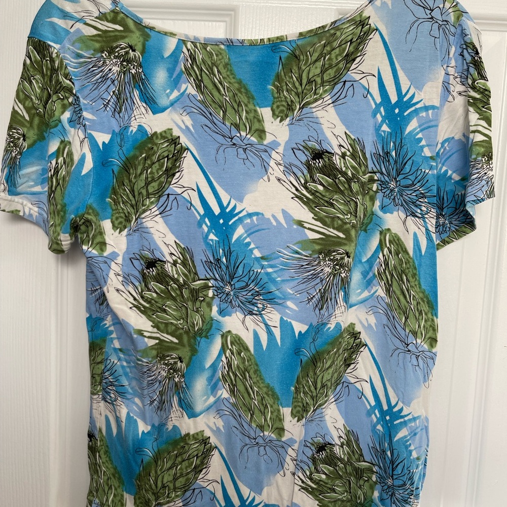 Pineapple Moon Women's Floral/ plant Print  short sleeve Shirt Top Size:S